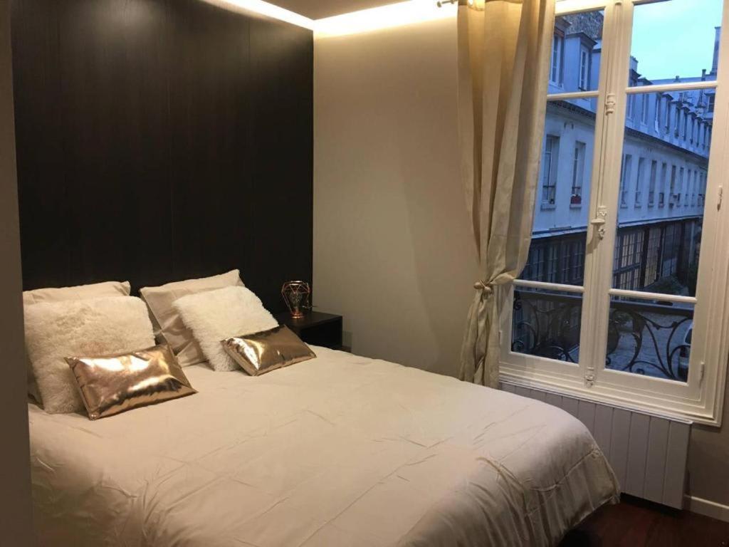 Modernized Studio - Meters From The Invalides Gardens Leilighet Paris Eksteriør bilde